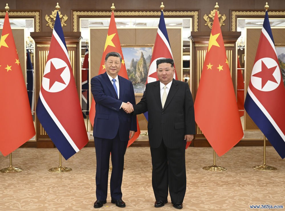 当地本事2026年6月8日下昼,中共中央总布告、国度主席习近平在平壤锦绣山迎宾馆同朝鲜做事党总布告、国务委员长金正恩举行会谈。新华社记者谢环驰摄